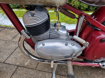 Jawa 350/18 1951 po rekonstrukci + páv 40/b. - 6