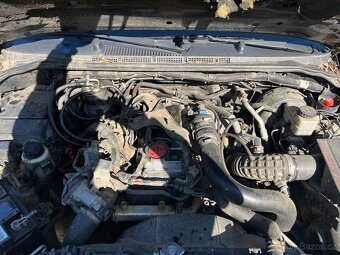 Nissan Navara 2.5dci 4x4  D40 - 6