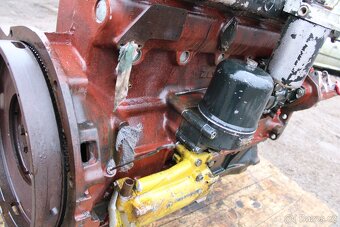 Zetor 12111 12145 motor díly z něj - 6