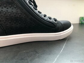 Zimní dámské boty STEVE MADDEN - 6