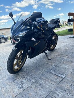 Yamaha YZF-R125 (2011) - 6