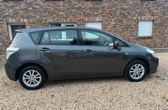 Toyota Verso 1,8i Edition benzín 108kw - 6