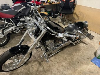 Suzuki intruder 1400 - 6