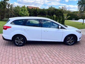Ford Focus 2.0TDCI 110KW,TITANIUM,XENON - 6