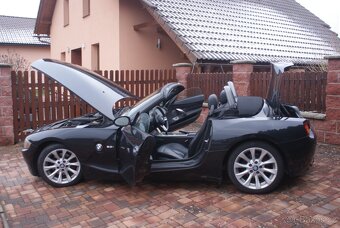 BMW Z4 3.0i E85 170kw - manuál, xenon, dovoz DE, M-podvozek - 6