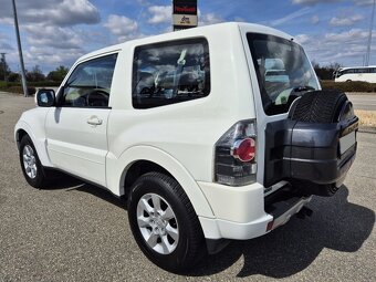 MITSUBISHI PAJERO 3.2DiD 140KW 2016 1 MAJITEL XENON NAVIJÁK - 6