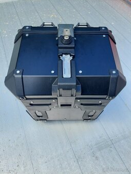 Top Case Givi Trekker - 6