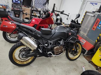 Honda africa twin - 6