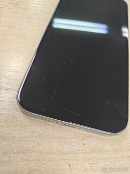 Apple iPhone 15 256GB Green - 6