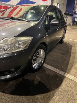 Toyota Auris 2.0 nafta - 6