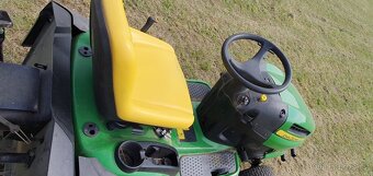 Zahradní traktor sekačka John Deere - 6