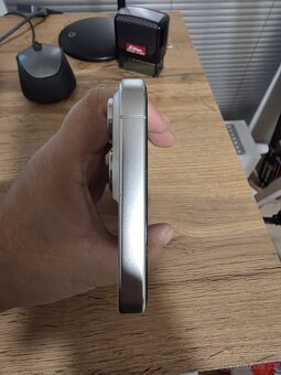 iPhone 15 Pro Max 512 GB + Apple Watch Series 8 Cellular - 6