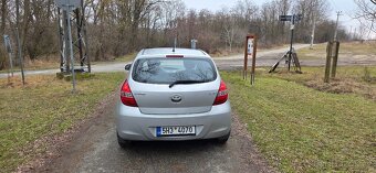 Hyundai i20 - 1.4 66KW 2009 - 6