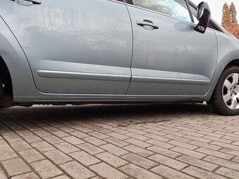 Peugeot 5008 1.6Hdi 84kw rok 4/2013 - 6