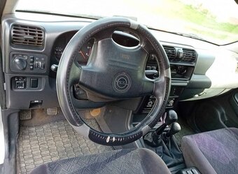 Opel Frontera 2,2DTi - 6