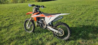 Prodám Motokrosový speciál KTM 300 SX 2020 najeto 65mth - 6