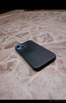 Černý kryt na iPhone 13/14 - 6