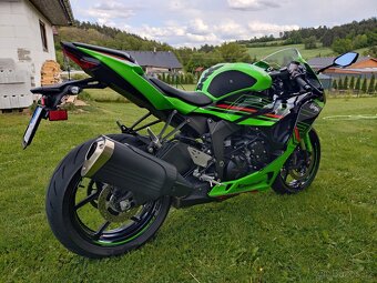 Kawasaki ninja ZX-6R - 6