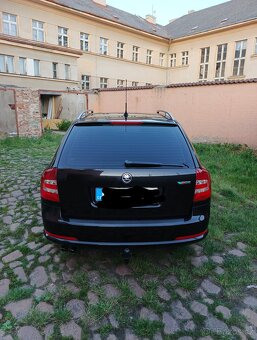 Octavia 2 RS 2.0 FSI 147 kW - 6