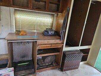 Karavan 8,2m bez tp - 6