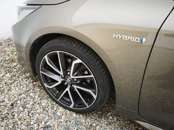 Toyota Corolla, 2.0 Hybrid, Executive JBL - 6