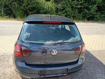 Volkswagen Golf 2.0i FSI 110KW - 6