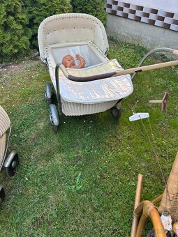 historické kočárky - 6