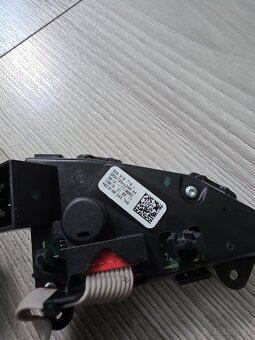 Tlačítka multifunkčního volantu Škoda 5E0919719L - 6