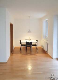 Pronájem rodinného domu (120 m2), Statenice - 6