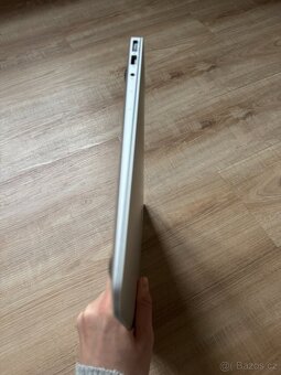MacBook Air 13" (2017), Intel i5, 8 GB RAM - 6