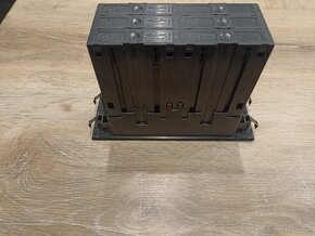 Box na kazety Omega A - 6