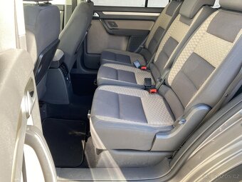 Volkswagen Touran 2.0 TDi , 103 kW nafta, 2008 - 6