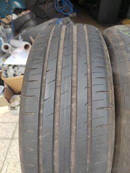 Prodám letní pneu 205/60/16 Goodyear Eficient grip 92H - 6