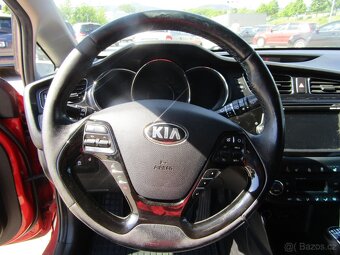 Kia Ceed 1.6 CRDi , 94 kW nafta, 2015 - 6
