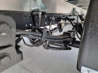 Iveco Daily 3.0L 180hp,8q automat NOVÉ - 6
