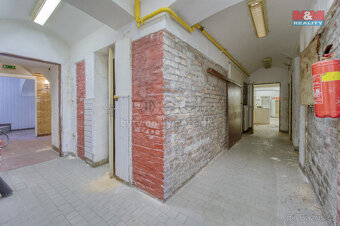 Pronájem restaurace, 170 m², Plzeň, ul. Sladkovského - 6