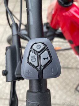 Téměř nové elektrokolo Apache - 6
