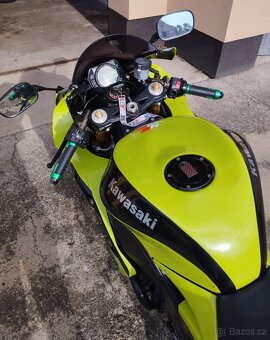 Kawasaki Ninja ZX-10R - 6