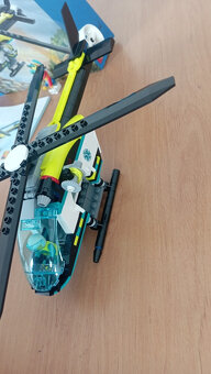 LEGO® City 60405 Záchranářská helikoptéra - 6
