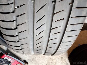 245/40/18 255/40/19 235/50/20 245/35/20 275/40/21 kusovka - 6