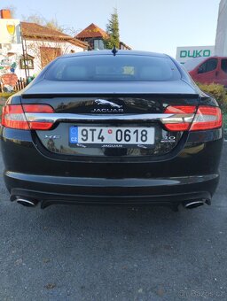 Jaguar xf 3.0 benzín - 6