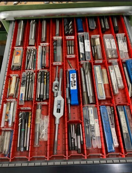 Frézky - nástrojářské FN 40 - 6