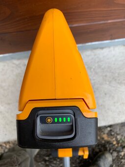 Sekačka AKU strunová STIGA - 6