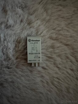 Patice pro relé: TYPE 95.05 + Modul Finder - 6