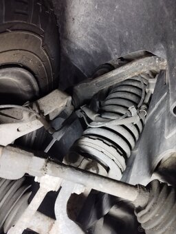Jeep Cherokee 2,8 crdi 120kw BEZ KOROZE - 6
