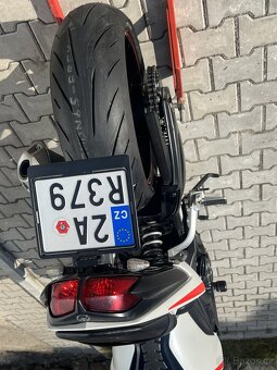 Yamaha fz1n - 6