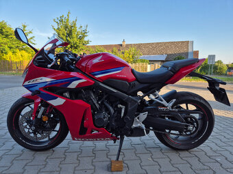Prodám Honda CBR 650R E-clutch, r. v. 2024, ABS, TC, záruka - 6