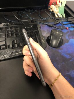 iPhone 11 + příslušenství - 6