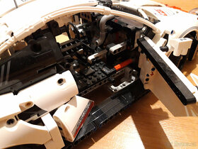 LEGO Technic 42096 Porsche 911 RSR - 6