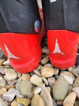 lyže ELAN délky 110 + přeskáče Atomic 22/22,5 - 6